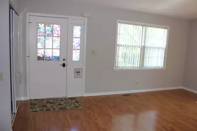 410 Ashwood Court, Vernon Hills, IL 60061 - Photo 17