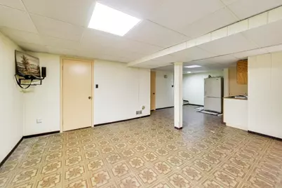 1021 Warwick Circle S, Hoffman Estates, IL 60169 - Photo 35