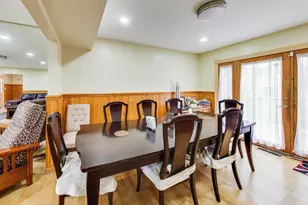 1021 Warwick Cir S, Hoffman Estates, IL 60169 - Photo 9