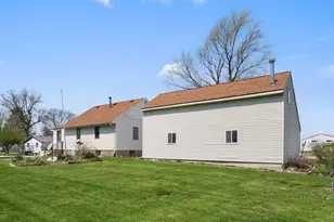 105 Seiler St, Martinton, IL 60951 - Photo 17