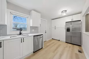 14825 S Sacramento Ave, Posen, IL 60469 - Photo 9