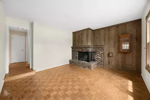 54 Smethwick Ln, Elk Grove Village, IL 60007 - Photo 7