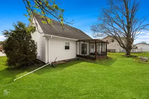 54 Smethwick Ln, Elk Grove Village, IL 60007 - Photo 19