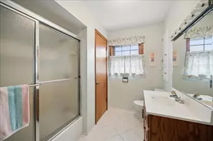 [Address not provided], Northfield, IL 60093 - Photo 15
