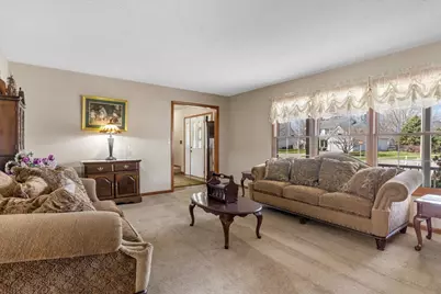 504 Augusta Drive, Chatham, IL 62629 - Photo 5