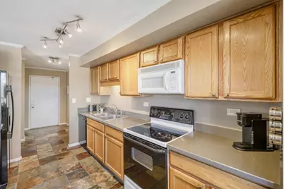 35 S Baybrook Drive #610, Palatine, IL 60074 - Photo 13