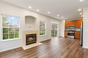 3708 Munson St, Plano, IL 60545 - Photo 9