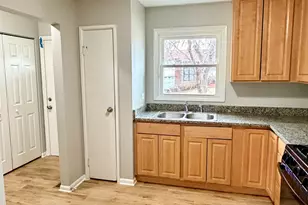 17690 Arlington Dr, Country Club Hills, IL 60478 - Photo 3