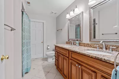 716 Old Westbury Court, Crystal Lake, IL 60012 - Photo 29