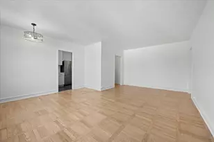 1585 Ridge Ave, Evanston, IL 60201 - Photo 11