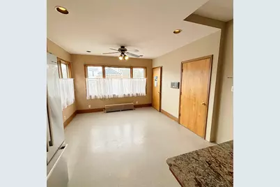 2133 W Grace Street #2, Chicago, IL 60618 - Photo 3