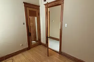 2133 W Grace St, Chicago, IL 60618 - Photo 17