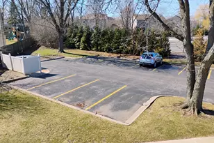 910 W Alleghany Dr, Arlington Heights, IL 60004 - Photo 3