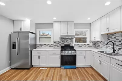 2320 W Cheyenne Road, Waukegan, IL 60087 - Photo 5