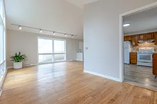 1426 Wescott Rd, Northbrook, IL 60062 - Photo 13