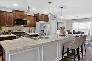 2346 Upland Rd, Pingree Grove, IL 60140 - Photo 5