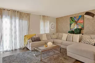 2346 Upland Rd, Pingree Grove, IL 60140 - Photo 9