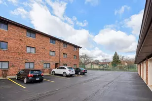 8218 Cobblestone Dr, Palos Hills, IL 60465 - Photo 25