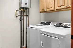 103 W Wood St, Colfax, IL 61728 - Photo 23