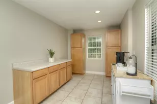 1292 Lilac Ln, Carol Stream, IL 60188 - Photo 7