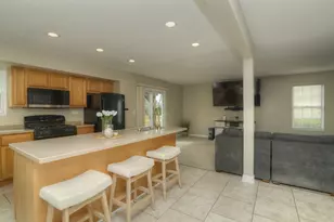 1292 Lilac Ln, Carol Stream, IL 60188 - Photo 11