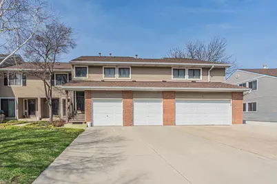 924 Hidden Lake Drive #924, Buffalo Grove, IL 60089 - Photo 1