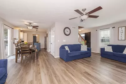 404 Delane Drive, Heyworth, IL 61745 - Photo 15