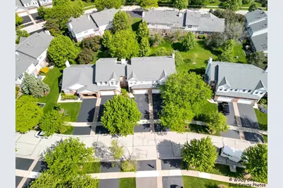 125 Chestnut Hills Circle, Burr Ridge, IL 60527 - Photo 25