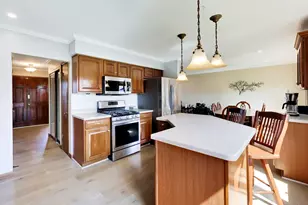 1147 185th St, Homewood, IL 60430 - Photo 9