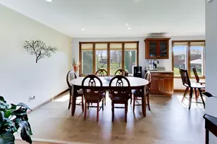 1147 185th St, Homewood, IL 60430 - Photo 7