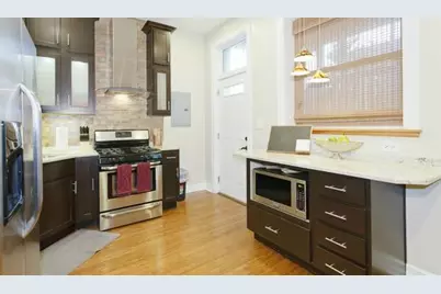 3529 N Reta Avenue #3R, Chicago, IL 60657 - Photo 5