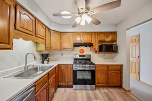 1618 Pine Trail, Sycamore, IL 60178 - Photo 7