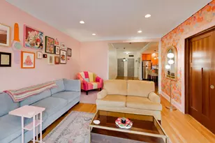 2000 W Greenleaf Ave, Chicago, IL 60645 - Photo 5