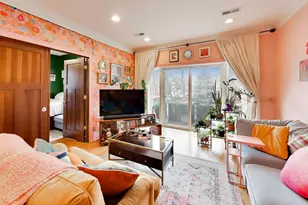 2000 W Greenleaf Ave, Chicago, IL 60645 - Photo 3