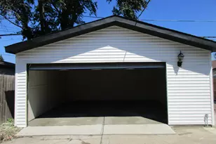 1134 W 104th St, Chicago, IL 60643 - Photo 7