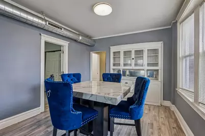 956 N Trumbull Avenue, Chicago, IL 60651 - Photo 11