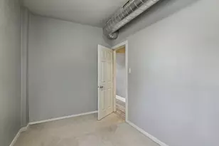 956 N Trumbull Ave, Chicago, IL 60651 - Photo 15