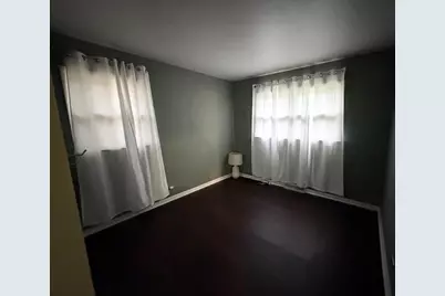 202 Hickory Road, Oakwood Hills, IL 60013 - Photo 11