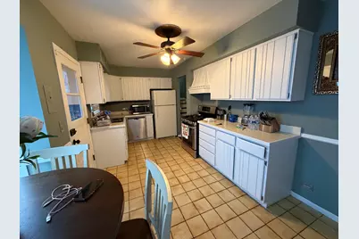 202 Hickory Road, Oakwood Hills, IL 60013 - Photo 7