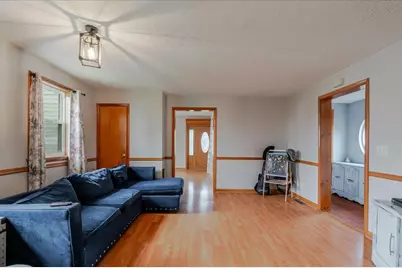 501 NE 3rd Street, Atlanta, IL 61723 - Photo 9