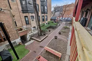 805 W Oakdale Ave, Chicago, IL 60657 - Photo 17