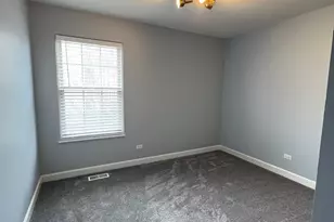 404 Lauren Ln, Island Lake, IL 60042 - Photo 9