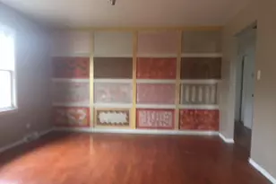 725 E 152nd St, Phoenix, IL 60426 - Photo 3