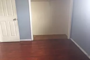 725 E 152nd St, Phoenix, IL 60426 - Photo 7