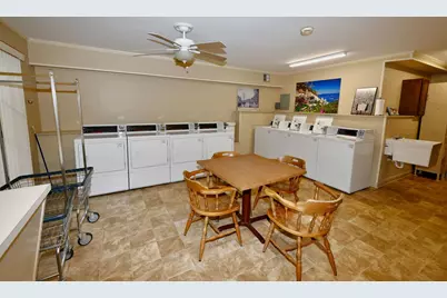 3950 Dundee Road #302, Northbrook, IL 60062 - Photo 13