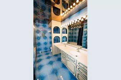 3950 Dundee Road #302, Northbrook, IL 60062 - Photo 9