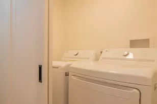 3720 N Racine Ave, Chicago, IL 60613 - Photo 17