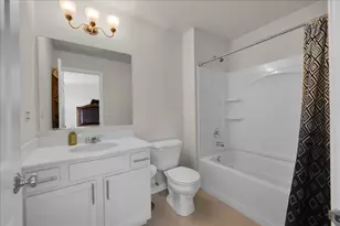 3S547 Everton Dr, Warrenville, IL 60555 - Photo 15