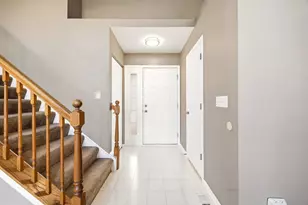 5 Longview Ct, South Elgin, IL 60177 - Photo 3