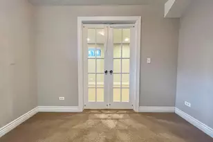 2801 N Seminary Ave, Chicago, IL 60657 - Photo 17